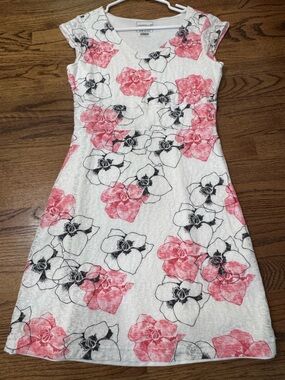 Merrell fit and flare stretchy dress with cap sleeve, size M